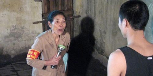 3 ngoi sao vut sang chi bang mot vai dien duy nhat hinh anh 6