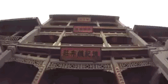 Canh tai tu TVB bi day nga tu tang 3 gay tranh cai hinh anh 1