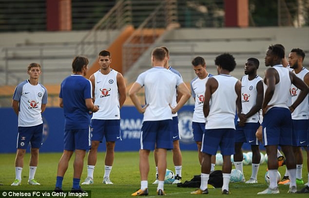 Morata gap kho khan khi tap buoi dau tien o Chelsea hinh anh 10