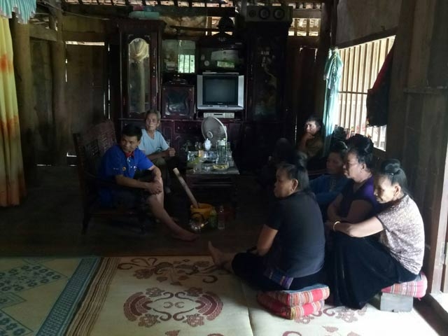 son la: hang loat nguoi dan trong ban co bieu hien bat thuong hinh anh 3