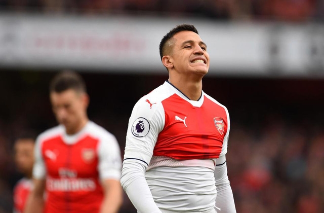 Alexis Sanchez trở lại Arsenal sau kỳ nghỉ