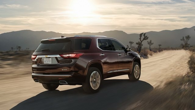 chevrolet traverse 2018 co gia chi tu 700 trieu dong hinh anh 3