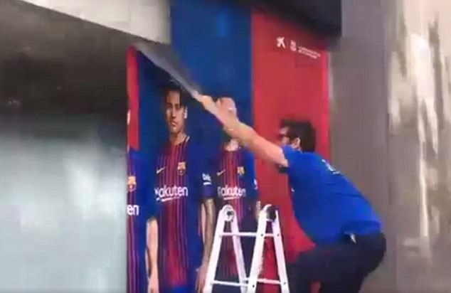 Chưa tới PSG, Barcelona đã xé sạch hình ảnh của Neymar - ảnh 2