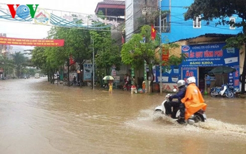 mua lon tiep tuc dien ra tai huyen muong la son la hinh 1