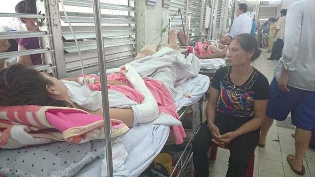 Nữ công nhân bị gãy chân khi đuổi theo kẻ cướp: Chúng còn quay mặt lại giễu cợt, thách thức tôi - Ảnh 3.