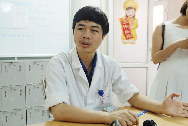 Mẹ hôn mê điều trị 30 triệu/ngày vì bị sốt xuất huyết, nam sinh 15 tuổi cầu cứu cộng đồng mạng - Ảnh 8.