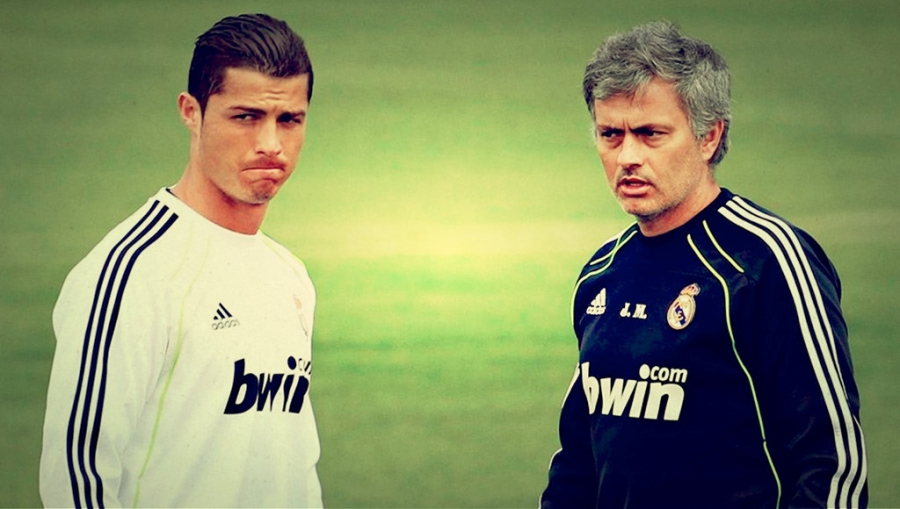 Ronaldo tai ngo Mourinho: Tinh thay tro vua dam vua xoa hinh anh 3