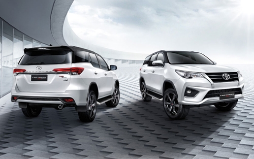 toyota-fortuner-moi-bo-phanh-tang-trong-gia-tu-37300-usd-page-2