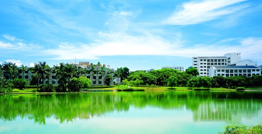 Ben trong ngoi truong ty phu giau nhat Trung Quoc tung hoc hinh anh 2