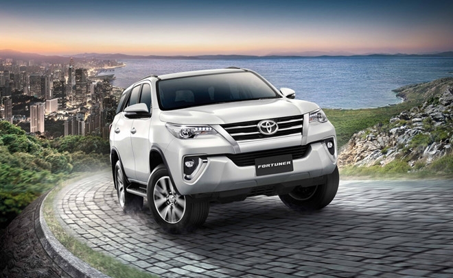Toyota Fortuner 2.4V 4WD co gia ban 45.000 USD o Thai Lan hinh anh 1