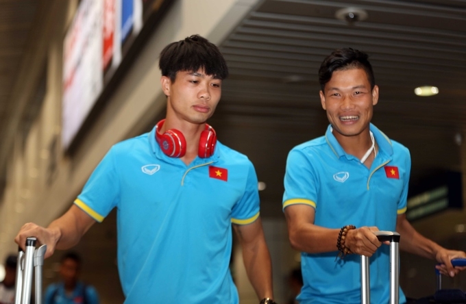 U22 Việt Nam đổ bộ xuống Kuala Lumpur, bắt đầu chiến dịch SEA Games 29