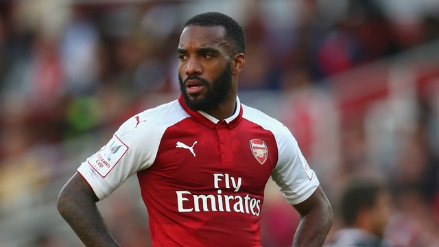 Arsenal đã phá kỷ lục chuyển nhượng để chiêu mộ Lacazette