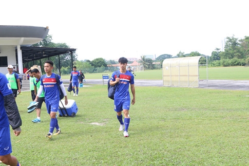 U.22 Việt Nam gặp sự cố trong buổi tập đầu tiên ở SEA Games 2017 - ảnh 3