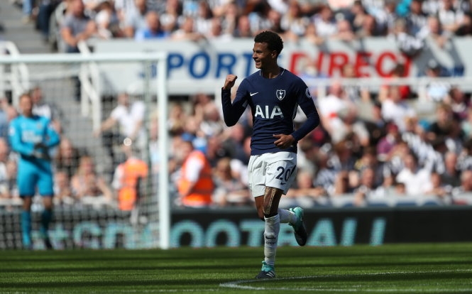 ​Dele Alli tỏa sáng, Tottenham đá bại 10 người Newcastle