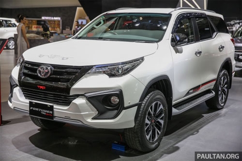 toyota-ra-mat-fortuner-trd-sportivo-2017