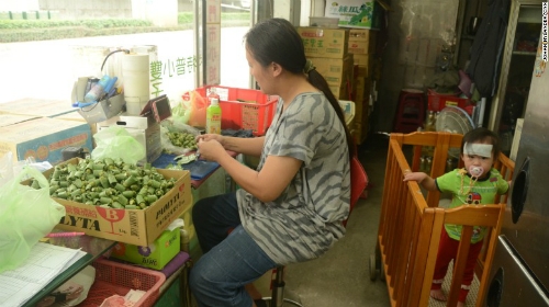 dang-sau-nhung-nang-tay-thi-trau-cau-khien-dan-ong-dai-loan-me-met-2