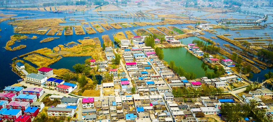 Dac khu kinh te Trung Quoc: Hao quang va nuoc mat o Tham Quyen hinh anh 11