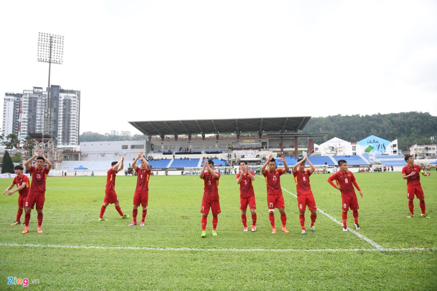 U22 VN cam on nguoi ham mo sau tran cam xuc o SEA Games hinh anh 1