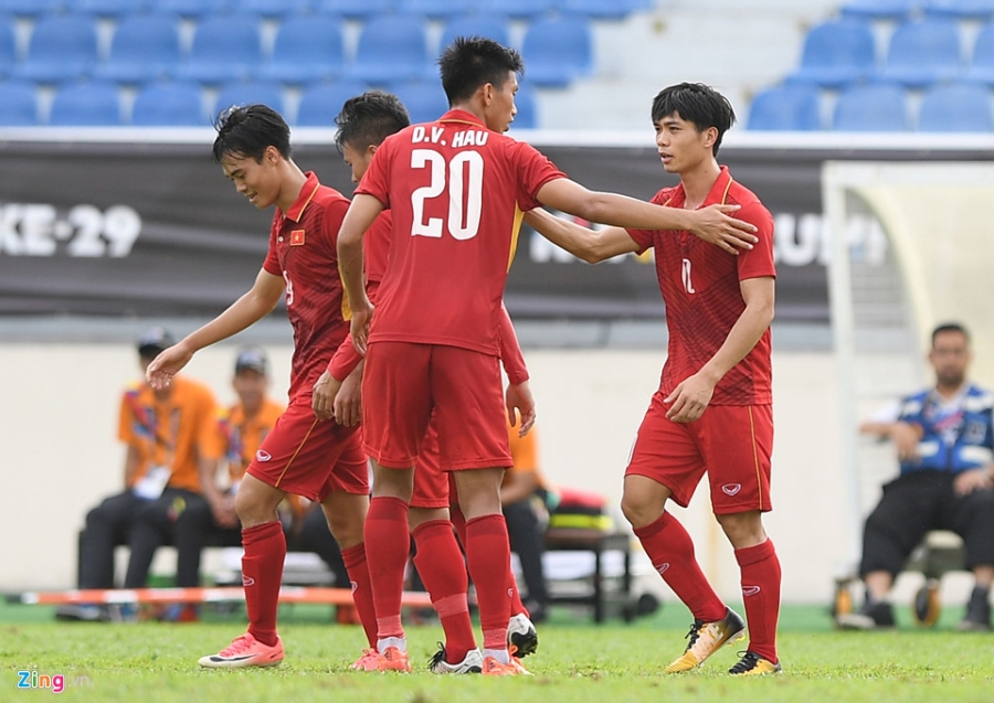 U22 VN cam on nguoi ham mo sau tran cam xuc o SEA Games hinh anh 13
