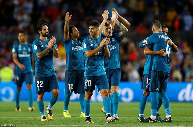  Real Madrid đã chơi đầy tưng bừng và ấn tượng ở Nou Camp 