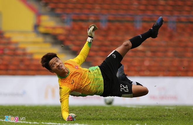 U22 Viet Nam 0-0 U22 Campuchia (H1): Doi cong hinh anh 7