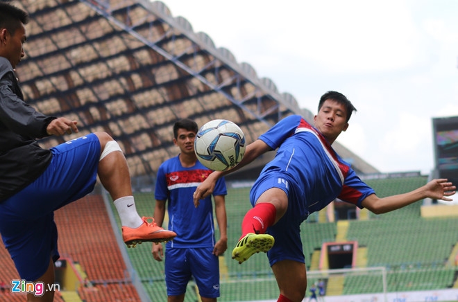 U22 Viet Nam 0-0 U22 Campuchia (H1): Doi cong hinh anh 10