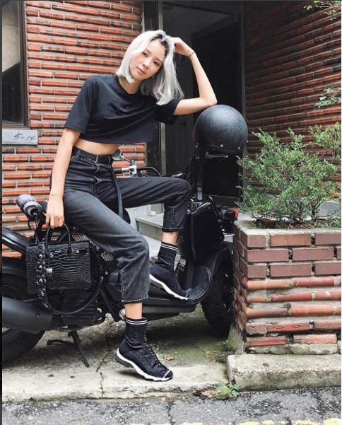 Dan mau the gioi khoe street style sanh dieu hinh anh 7