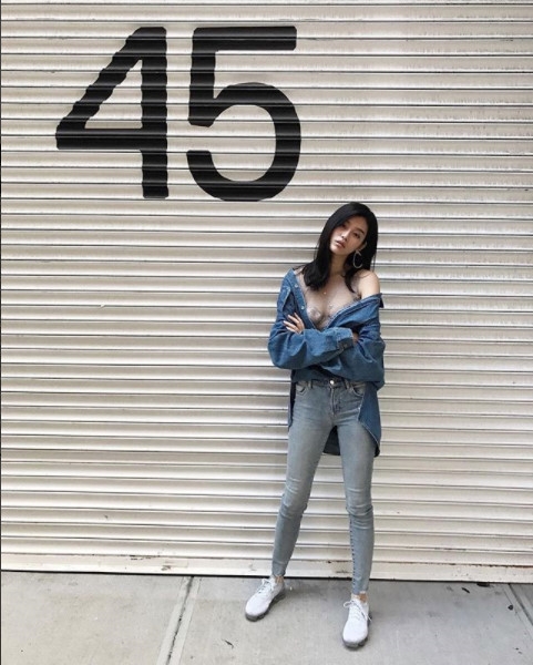 Dan mau the gioi khoe street style sanh dieu hinh anh 9