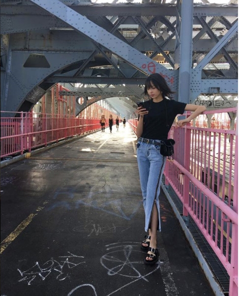 Dan mau the gioi khoe street style sanh dieu hinh anh 10