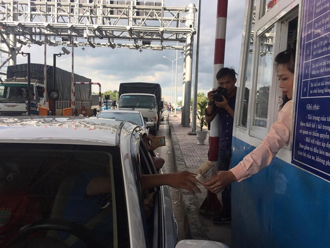 Trạm Cai Lậy giảm phí nhưng kéo dài thời gian thu gấp đôi?