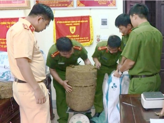 Kết quả hình ảnh cho Triệt xóa đường dây ma túy xuyên quốc gia cực lớn qua địa bàn Nghệ An