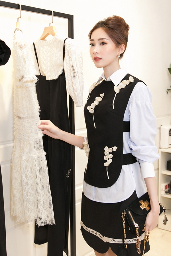 dang-thu-thao-thuy-tien-khoe-ve-dep-thanh-nha-trong-su-kien-5