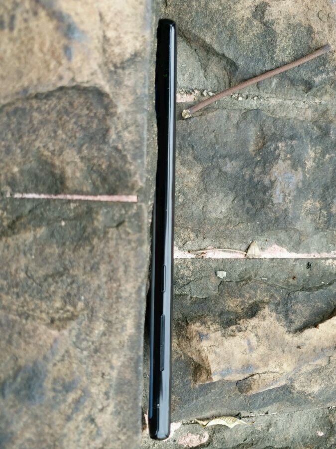 Xuat hien thiet bi duoc cho la Galaxy Note 8 hinh anh 3