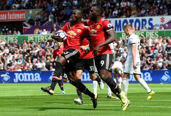 Mourinho canh bao hoc tro sau chien tich lich su hinh anh 1