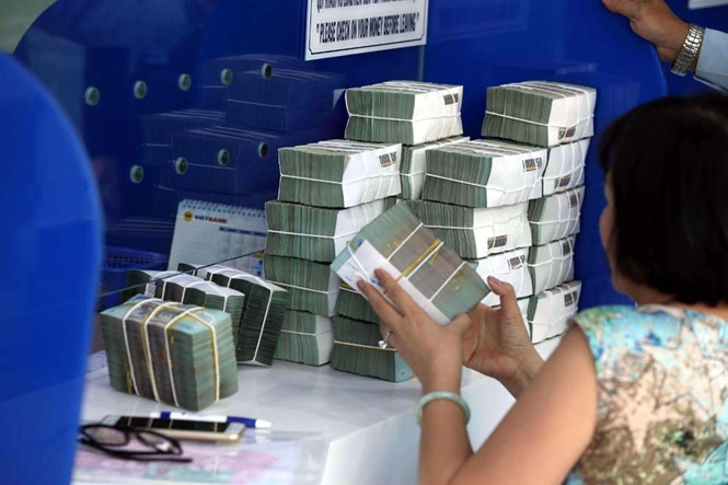 Lãi suất cho vay đang được các doanh nghiệp kỳ vọng sẽ giảm khi nguồn cung tiền từ ngân hàng đang dồi dào /// Ảnh: Đào Ngọc Thạch
