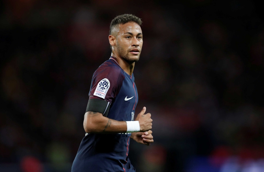 Neymar in dau giay o 5 ban thang, PSG thang dam 6-2 hinh anh 1