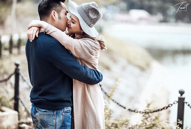 Ai cũng từng có người yêu trước khi lập gia đình. Ảnh minh họa