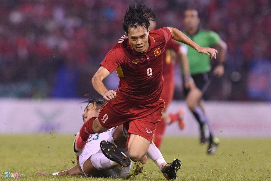 Nhung pha bong bao luc cua U22 Indonesia hinh anh 6