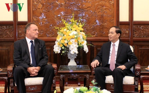 chu tich nuoc tran dai quang tiep dai su slovakia hinh 1