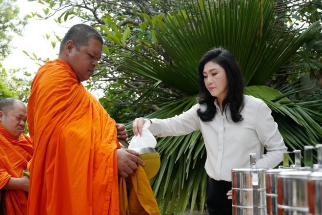 Tiết lộ giây phút cuối cùng khi bà Yingluck quyết định trốn khỏi Thái Lan - Ảnh 1. Tiết lộ giây phút cuối cùng khi bà Yingluck quyết định trốn khỏi Thái Lan - Ảnh 1.