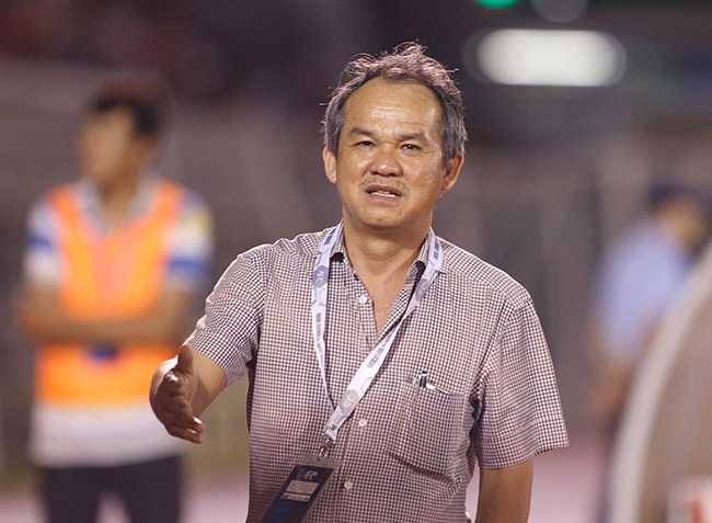 bau duc nghi o vff de dua clb hagl tro lai thoi hoang kim? hinh anh 1