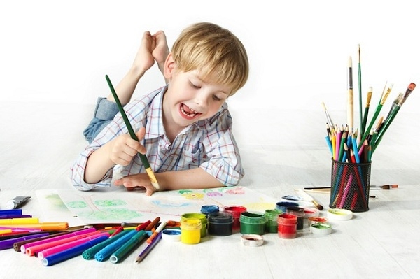 Cha mẹ dù hiểu biết đến mấy cũng dễ làm hại con bằng 10 câu nói này - 1