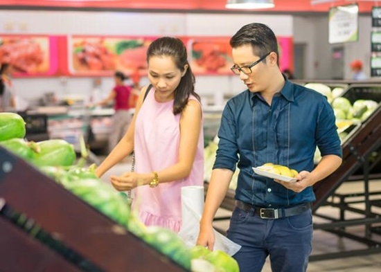 hồ ngọc hà, trấn thành, nhã phương, nsnd lan hương, bảo thanh