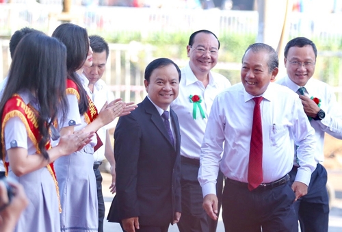 khai-giang-tp-hcm-cap-nhat