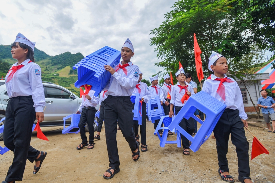 Le khai giang o vung ron lu dau thuong hinh anh 20