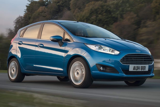 Đến lượt xe Ford giảm giá trong tháng 