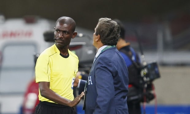SỐC: FIFA quyết định cho đá lại một trận vòng loại World Cup - Bóng Đá