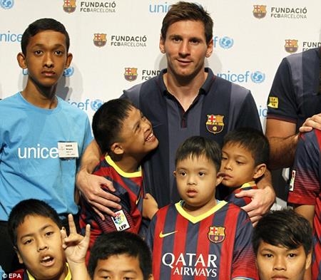 Messi vốn nổi tiếng là một ngôi sao thân thiện