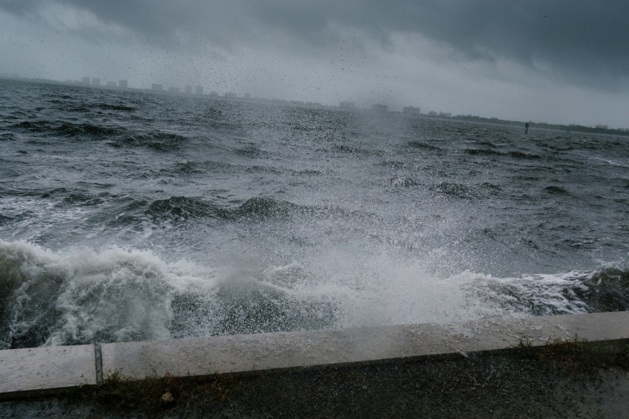 'Quai vat' Irma trut cuong no cuc dai len Florida hinh anh 4