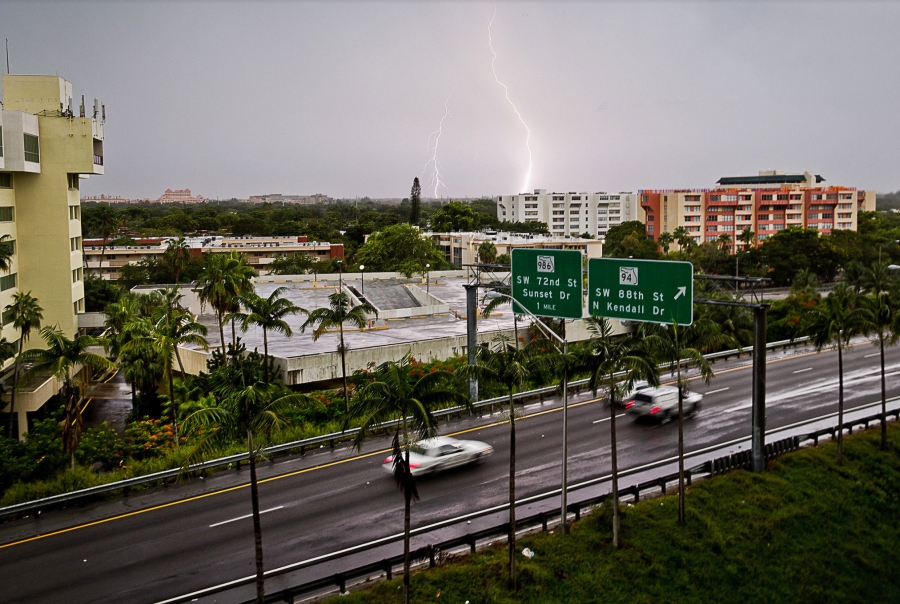 'Quai vat' Irma trut cuong no cuc dai len Florida hinh anh 9